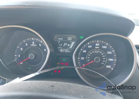 2015 Hyundai Elantra Se z USA, uszkodzony, nr VIN 5NPDH4AE4FH615528